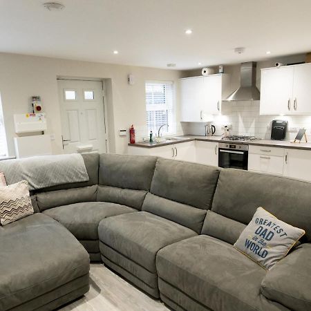 Townhouse In The Heart Of Poole With Beach Hut 아파트 외부 사진