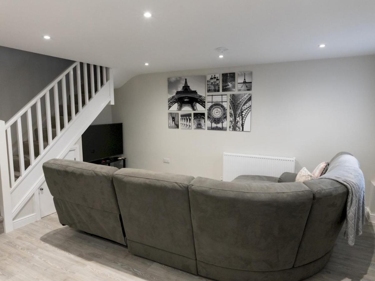 Townhouse In The Heart Of Poole With Beach Hut 아파트 외부 사진